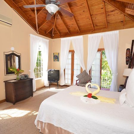 Summerhill Four Bedroom Villa Montego Bay Exterior photo