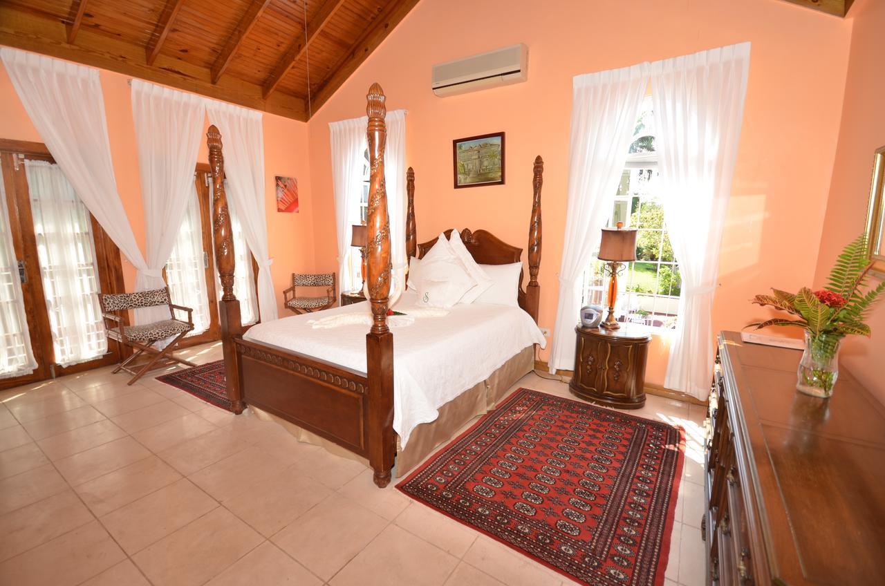 Summerhill Four Bedroom Villa Montego Bay Exterior photo
